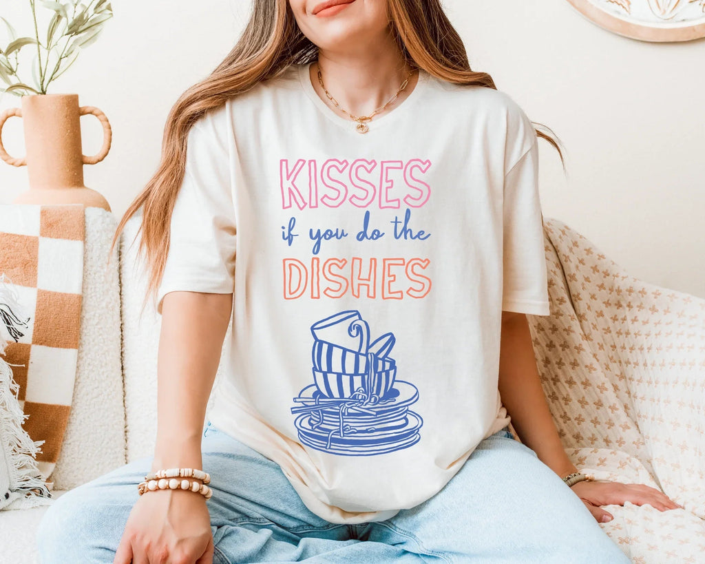 Kisses If You Do the Dishes Shirt, Funny Line Art Graphic Tee, Minimalist Aesthetic T-Shirt, Cute Wife Gift, Cozy Neutral Kitchen Shirt